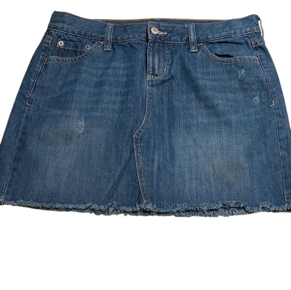 Old Navy Jean Denim Mini Skirt 6 EUC - Picture 1 of 12